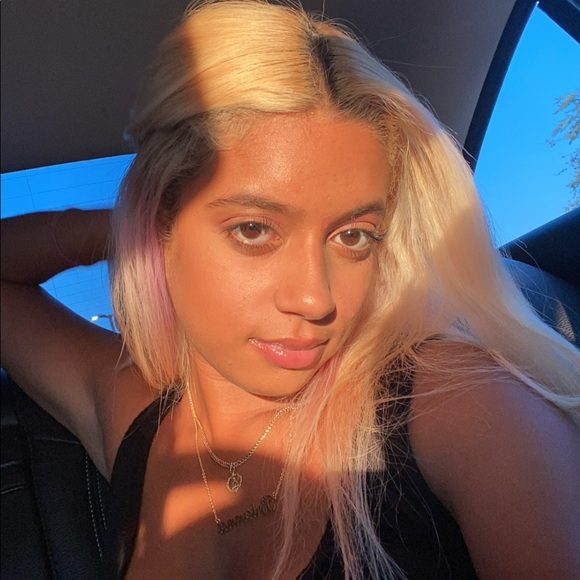 Meet your Posher, Brianna - Picture 1 of 1